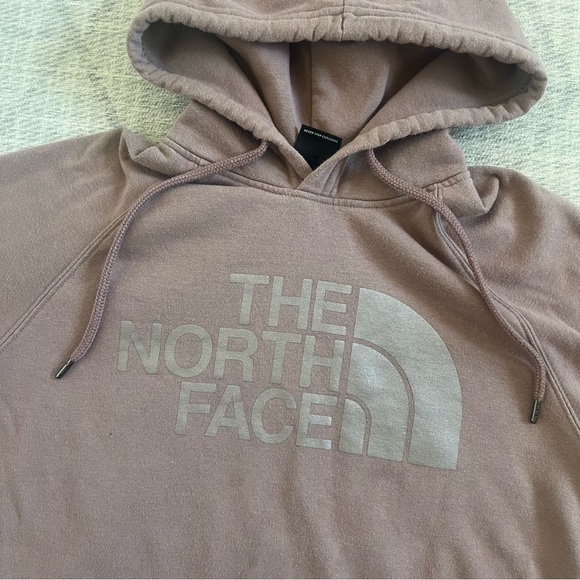 The North Face Women’s Champagne Pink/Purple Outdoors Winter Pullover Hoodie - Picture 2 of 8
